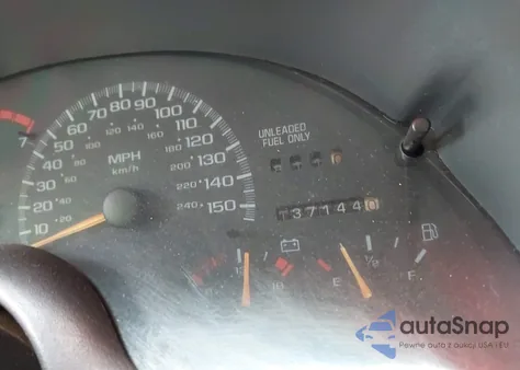 1997 Chevrolet Camaro Z28 z USA, uszkodzony, nr VIN 2G1FP22P1V2106094